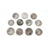 11 altgriechische Münzen mit verschiedenen Abbildungen, D. 30 - 27 mm, 185,0 g11 ancient Greek coins