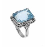 Aquamarin-Diamant-Ring WG 585/000 mit einem exzellenten Aquamarin 14,30 ct in einemleuchtenden