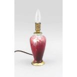 Tischlampe, wohl KPM Seegers, Vase mit Flambé-Glasur als Lampe gefasst (ohne Schirm), H.22 cm