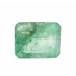 Smaragd 6,90 ct, Smaragdschliff, opak, Maße 12,82 x 10,07 x 6,49 mm, mit GGL ExpertiseEmerald 6.90