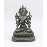 Tara, China, 19. Jh., Bronze mit schwarzer Patina. Im Padmasana auf doppeltem Lotosthron,die Hände