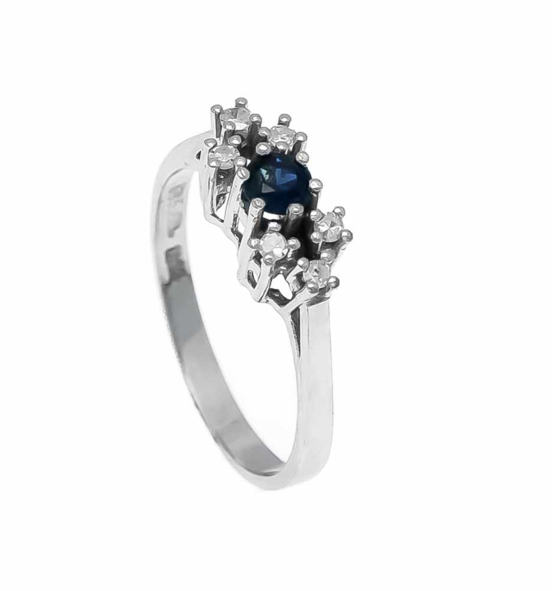 Saphir-Diamant-Ring WG 585/000 mit einem rund fac. Saphir 4 mm und 6 Diamanten, zus. 0,12ct W/VS, RG