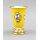 Vase, Rosenthal, Selb, 1920er Jahre, Dekor China, polychrom bemalt mit exotischen Blumenund