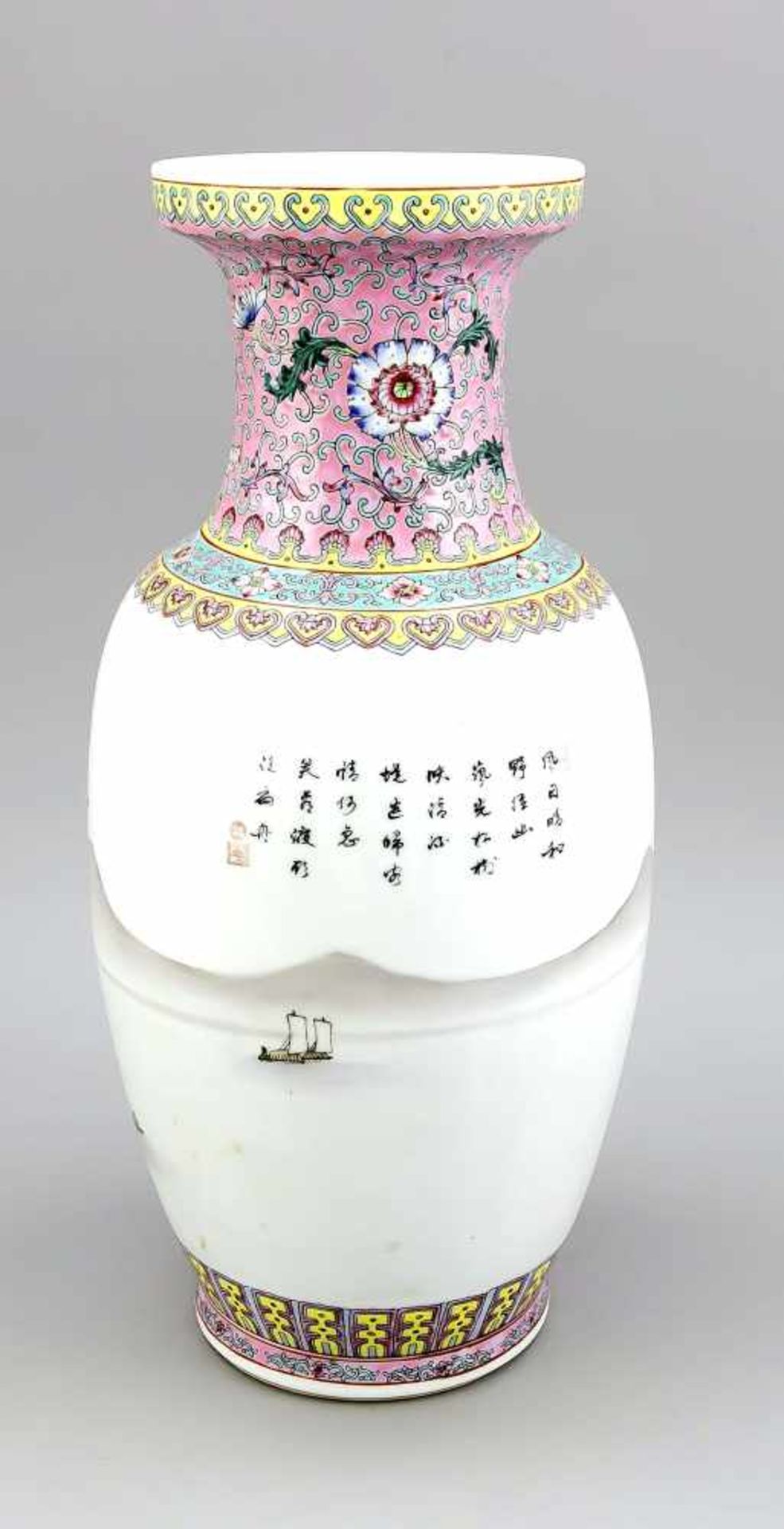 Große Balustervase aus Jingdezhen, China, Mitte 20. Jh., auf dem Korpus umlaufendeLandschaftsmalerei - Bild 2 aus 3