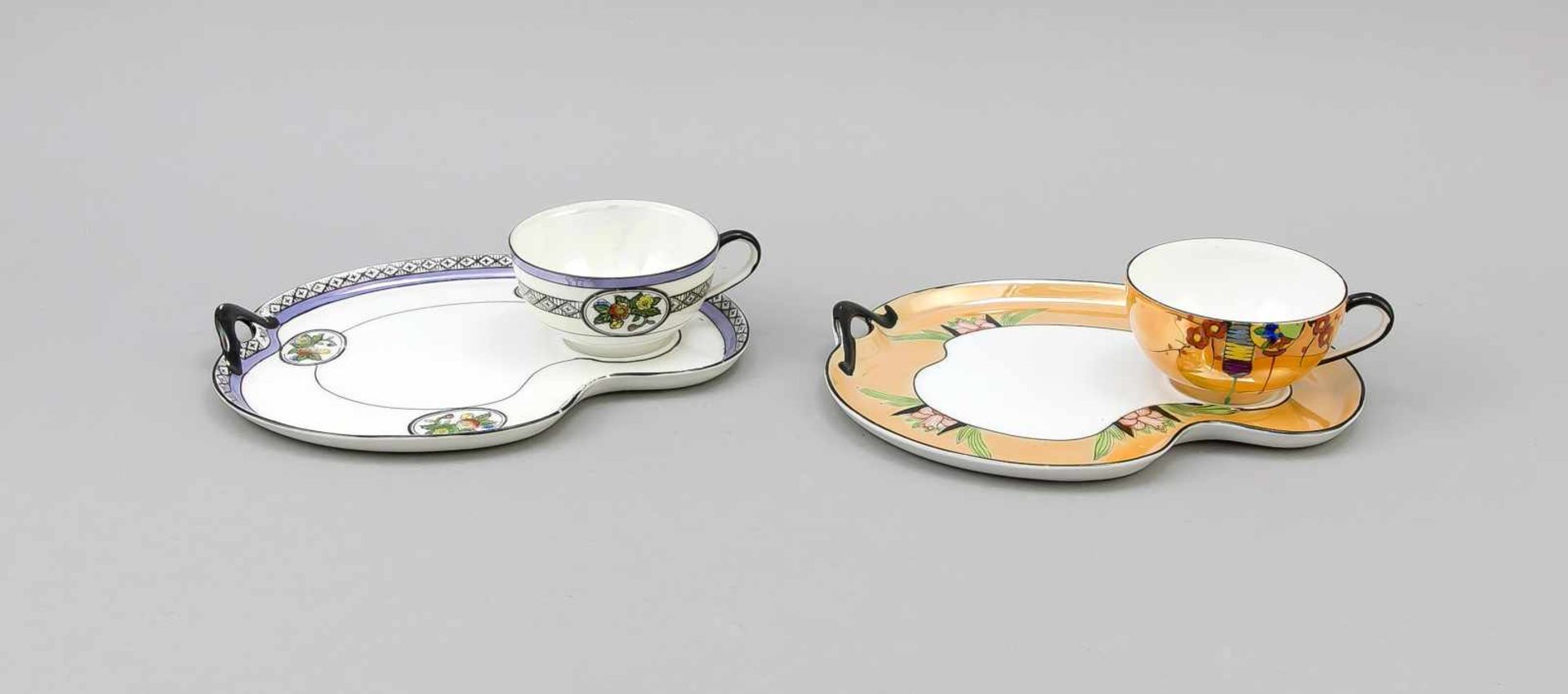 2 Noritake Art-Déco Luncheon Sets, Japan, 1920er Jahre. Jeweils ein Teller inPfirsichform? mit Tasse