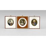 Konvolut von drei Miniaturen mit historischen Persönlichkeiten, ovale Portraits in Temperaauf