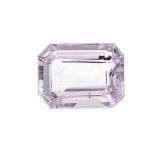 Kunzit 17,25 ct, Smaragdschliff, helleres Pink, sehr sehr wenig innere Merkmale, Maße15,41 x 11,68 x