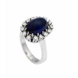 Saphir-Brillant-Ring WG 750/000 mit einem ovalen synth. Saphir-Cabochon 4,70 ct undBrillanten,