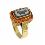Onyx-Wappen-Korallen-Ring GG 585/000 mit einer rechteckig fac. Onyx-Platte, Römer undrunde