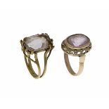 Konvolut 2 Ringe, GG 333/000 mit einem oval fac. Amethyst 12 x 8 mm, RG 50, 3,0 g, GG585/000 mit