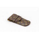 Louis Vuitton Etui für Stifte, Modell Styro Monogram. Leder, sehr guter Zustand, ca. 18 x8 cm