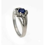 Saphir-Diamant-Ring WG 585/000 mit einem oval fac. Saphir 5 x 4 mm und 4 Diamanten, zus.0,02 ct W/