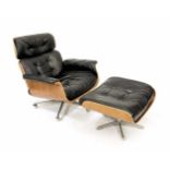Lounge Chair und Ottoman in der Art von Charles Eames, 20. Jh., Schichtholz, verchromtesStahlgestell