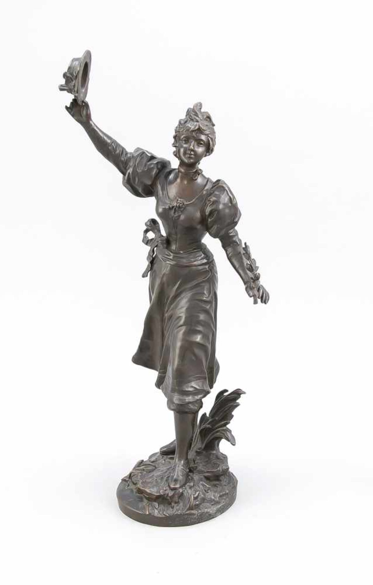 Charles Anfrie (1833-1905), junge Frau mit dem Strohhut winkend, patinierte Bronze, imrunden