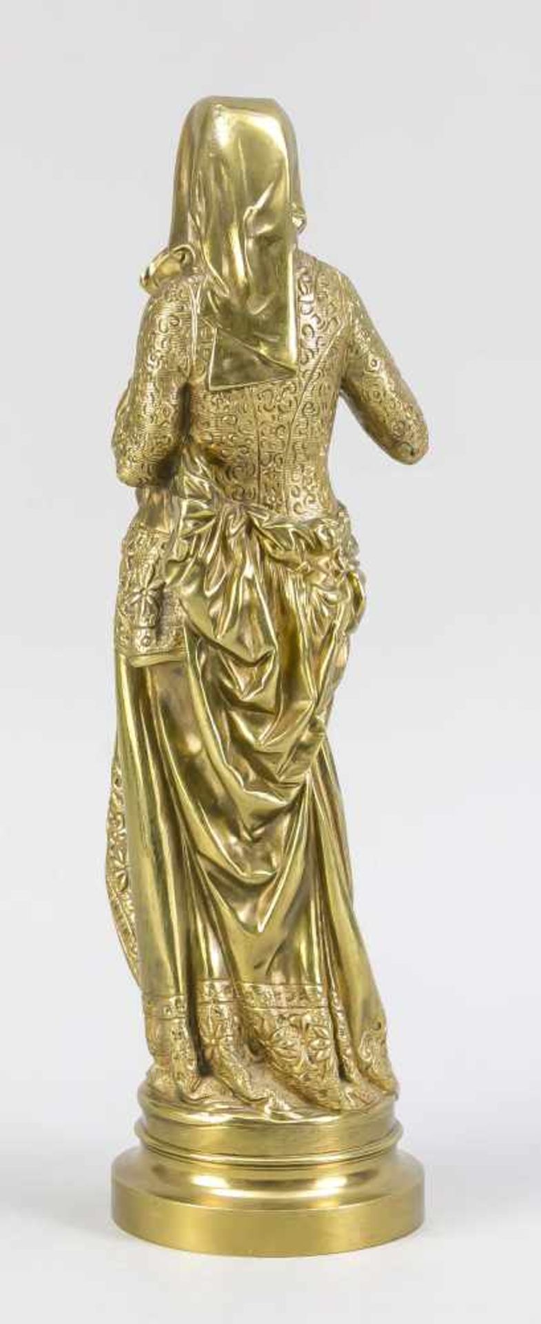 Albert-Ernest Carrier-Belleuse (1824-1887), Bronzefigur "La Liseuse", polierte Bronze, ander Plinthe - Bild 2 aus 2