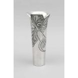 Vase, 20. Jh., Silber 900/000, runder Stand, konischer Korpus, geschweifte Mündung,Wandung mit