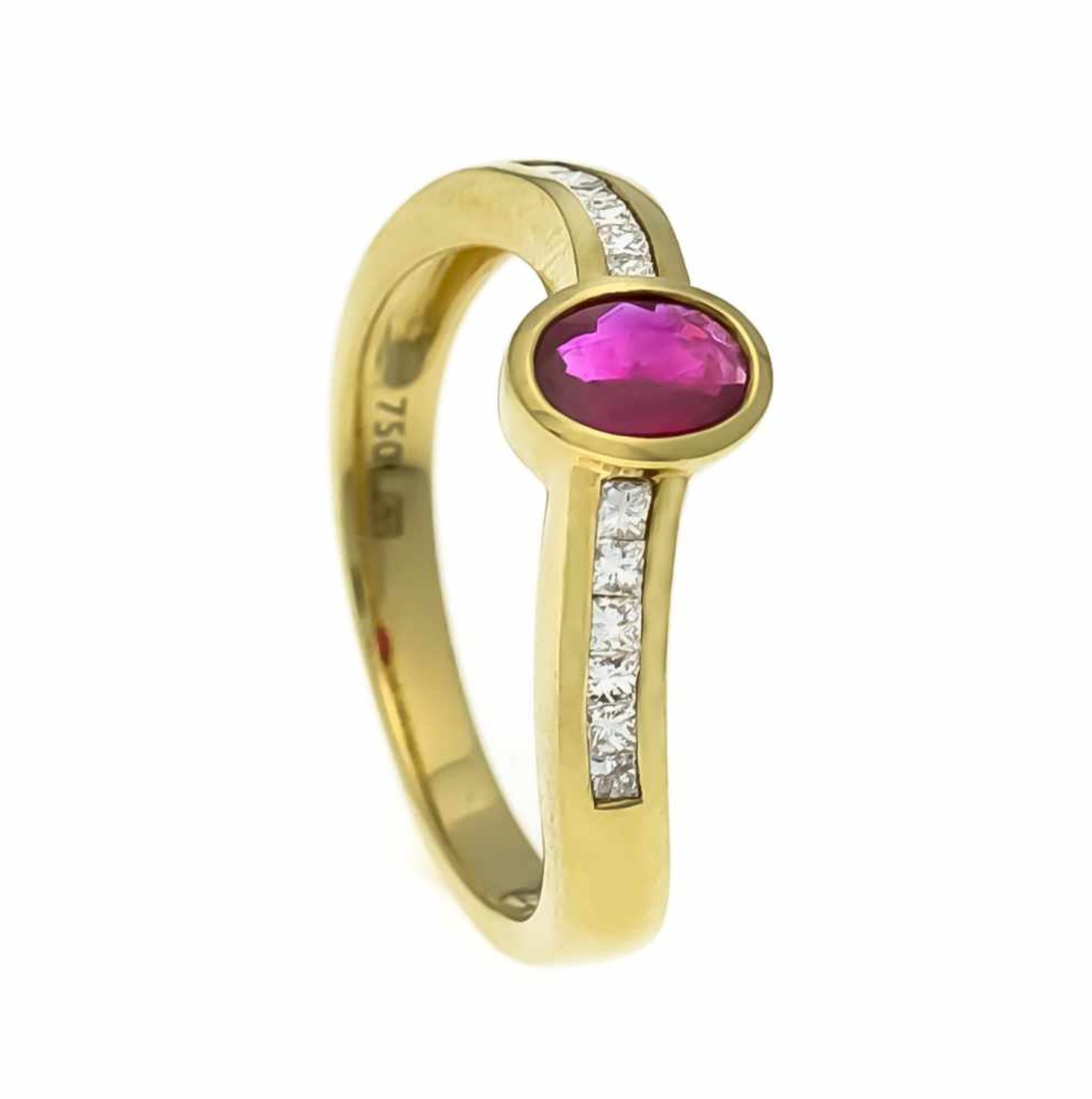 Rubin-Brillant-Ring GG 750/000 mit einem oval fac. Rubin 6,2 x 4,5 mm in einem leichtbläulichen Rot/