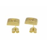 Brillant-Ohrstecker GG 750/000 mit 2 Brillanten, zus. 0,02 ct W/VS, L. 11,8 mm, 1,9 gBrillant stud