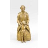 Bildhauer Mitte 20. Jh., Mutter hinter ihrem Kind stehend, patinierte Bronze, am StandGiesserstempel