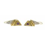 Amethyst-Ohrringe GG/WG 585/000 mit 2 fac. Amethyst-Triangel 4 mm und 8 Brillanten, zus.0,12 ct l.