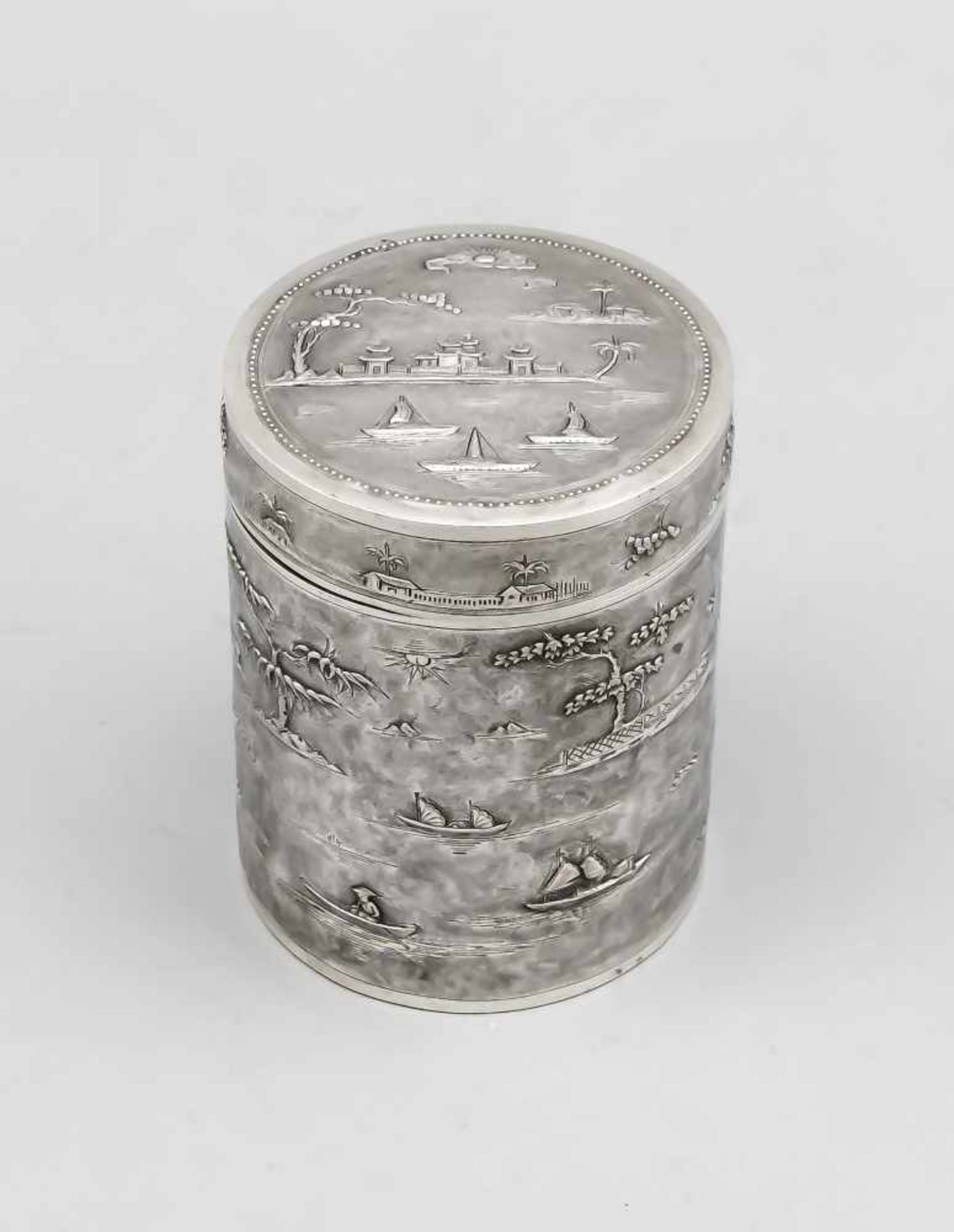 Runde Deckeldose, Vietnam, 20. Jh., bez. Hong Thai, Silber 900/000, zylindrischer Korpus,Wandung mit