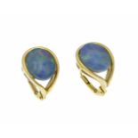 Opal-Ohrstecker GG 585/000 mit 2 ovalen Opal-Tripletten 10 x 8 mm, L. 13 mm, 4,3 gOpal earrings GG