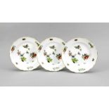 Drei Teller, Meissen, Knaufzeit 1850-1924, Form Neuer Ausschnitt, Dekor Koreanischer Löwemit