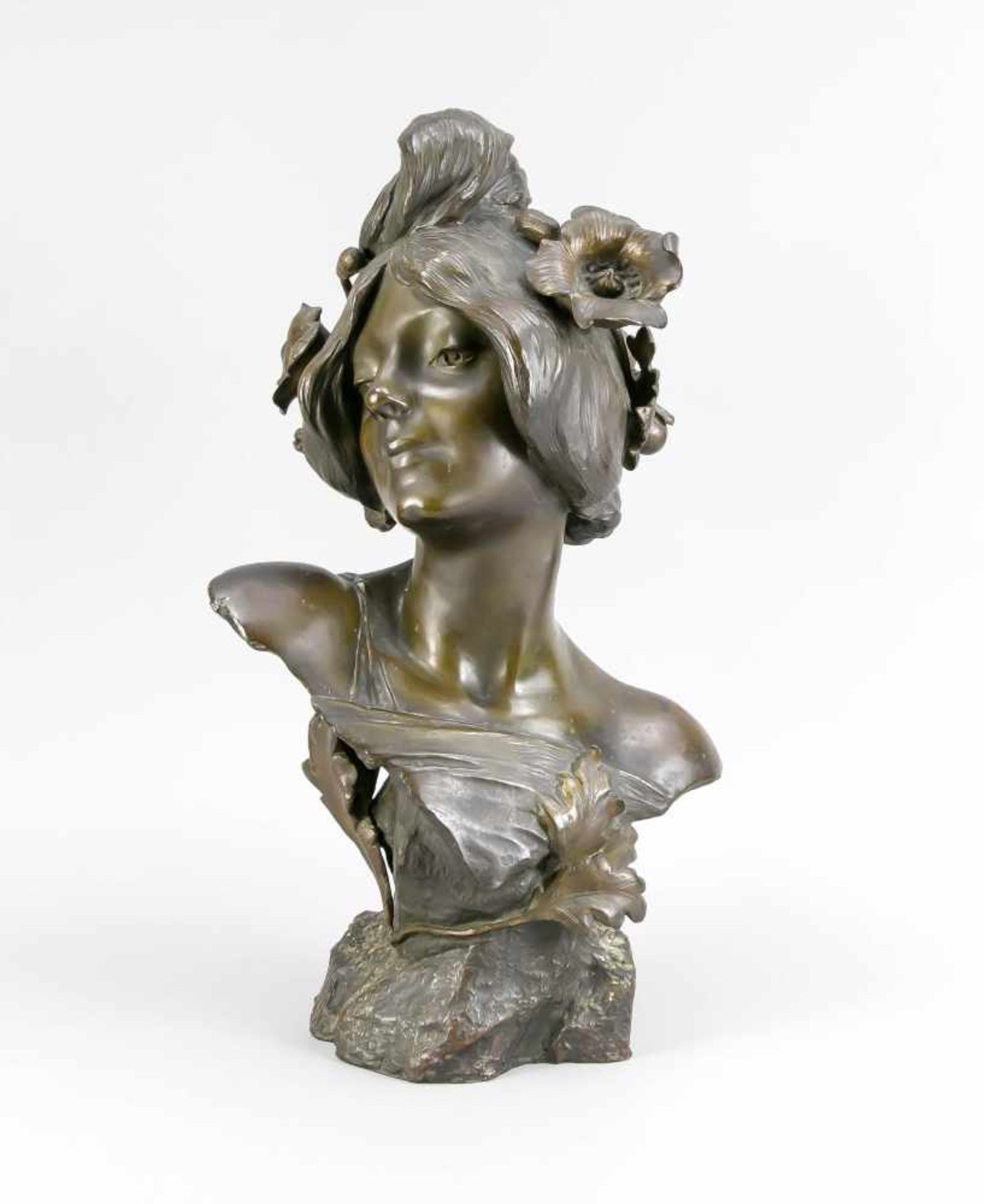 Julien Causse (1869-1909), frz. Bildhauer des Art Nouveau, Büste eine Nymphe mit Blumen imHaar und