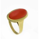 Korallen-Ring GG 585/000 mit einem ovalen Korallen-Cabochon 17,5 x 9,5 mm, RG 59, 4,9 gCoral ring GG