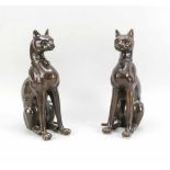 Anonymer Bildhauer 2. H. 20. Jh., Paar stilisierte, sitzende Katzen, Bronze, braunpatiniert,