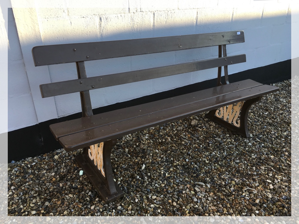 GWR PLATFORM SEAT, CAST IRON ENDS, CIRCA