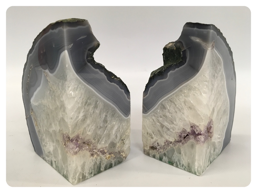 A PAIR OF ONYX CRYSTAL NATURAL BOOKENDS - Image 2 of 3