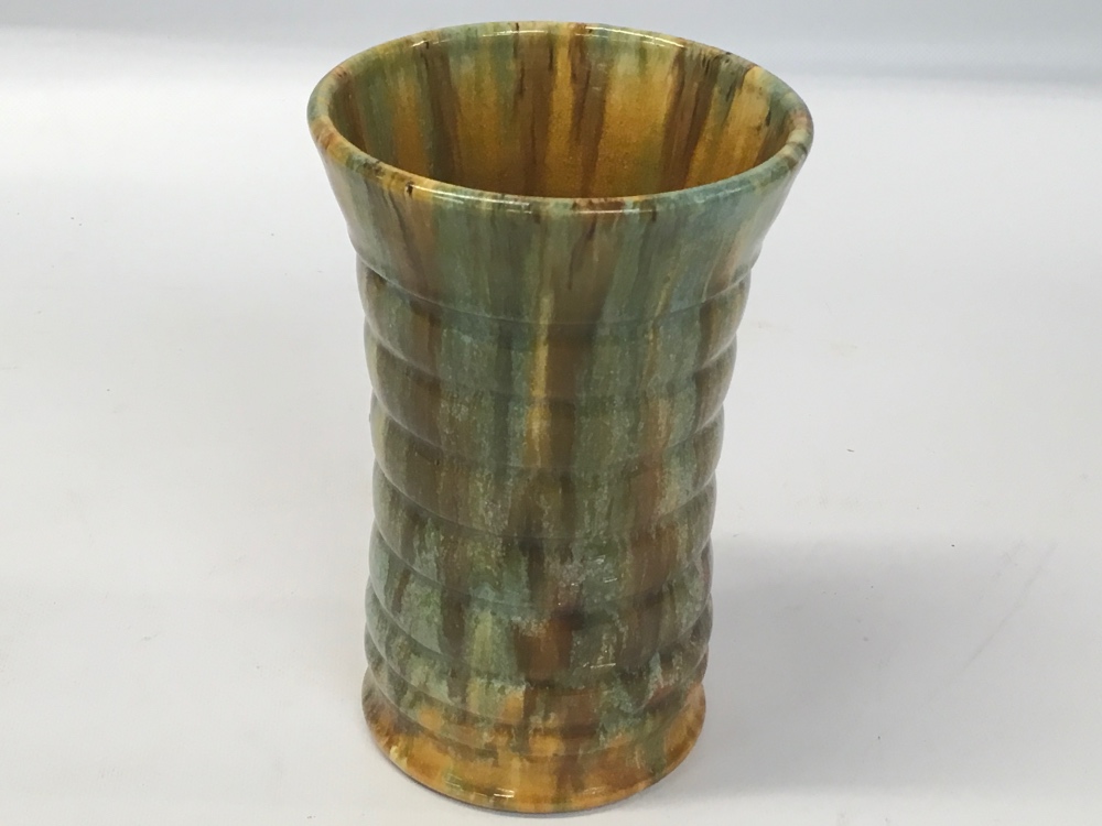 AN ART POTTERY VASE, ORANGE AND SOFT GRE - Image 2 of 3