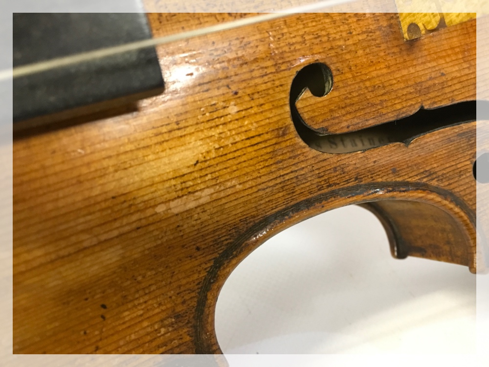 A VIOLIN AND BOW IN HARD WOODEN CASE, T - Image 7 of 10