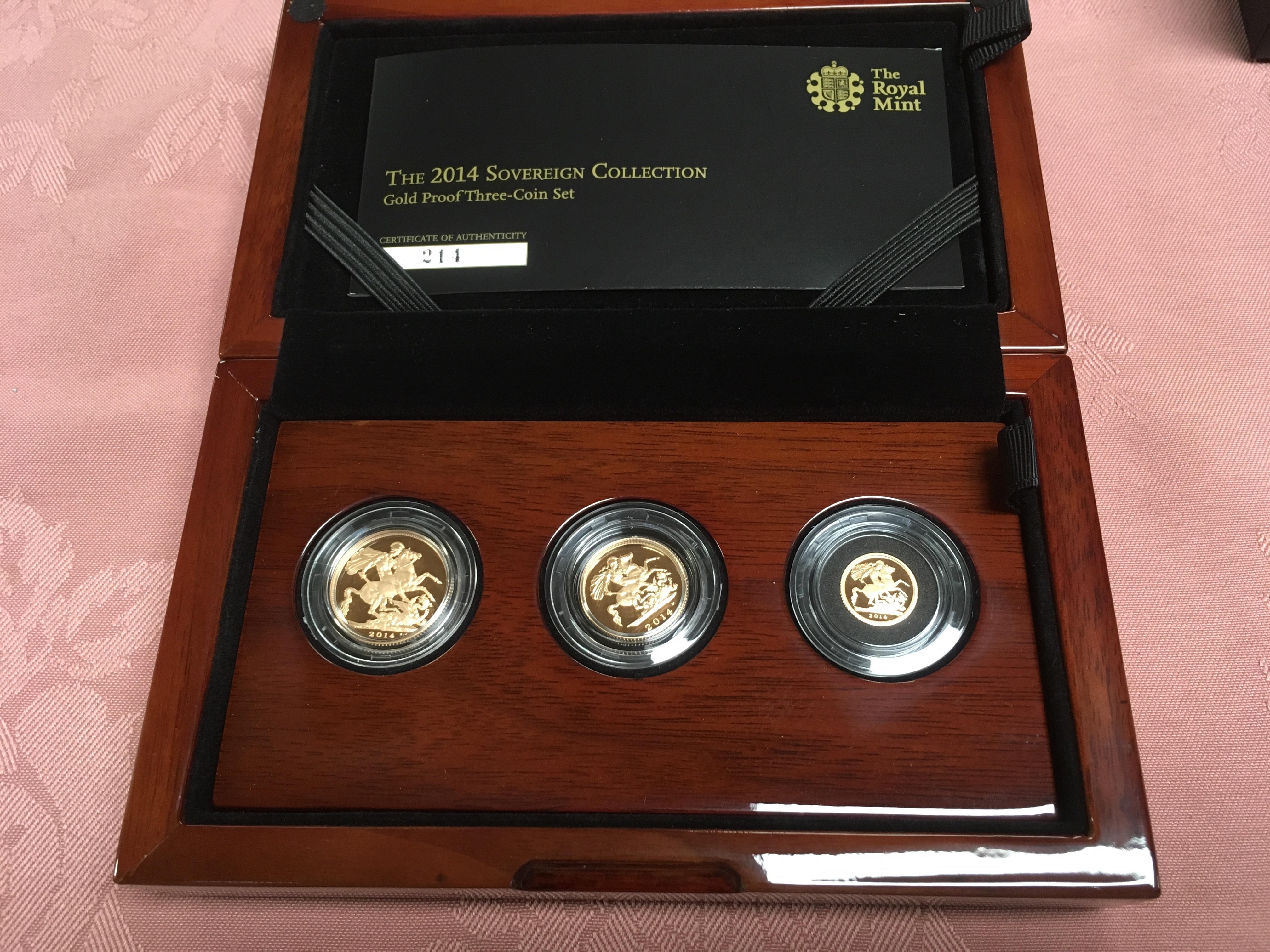 GOLD COINS: GB ROYAL MINT SOVEREIGN COLL