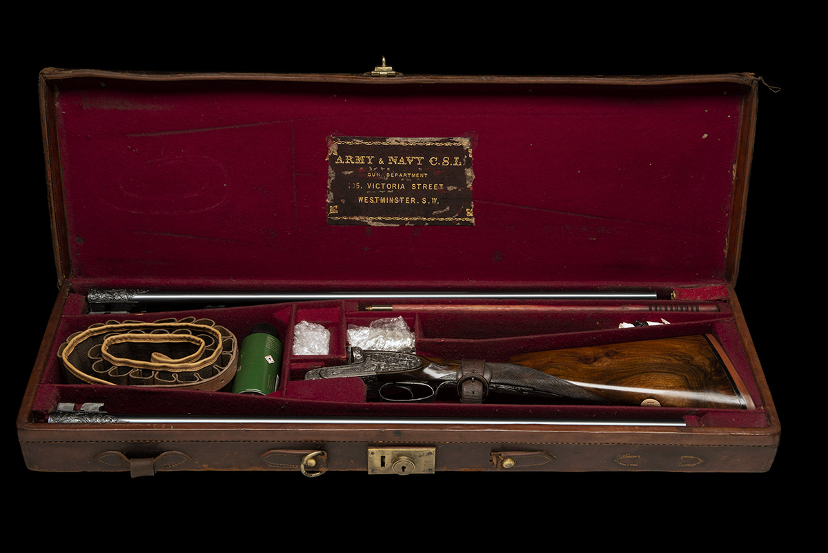 VICTOR SARASQUETA A 12-BORE 'MODEL 206' SIDELOCK EJECTOR, serial no. 80650, with two sets of barrels - Image 8 of 9