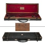 JAMES PURDEY & SONS A BRASS-CORNERED OAK & LEATHER SINGLE GUNCASE, fitted for 30in. side by side