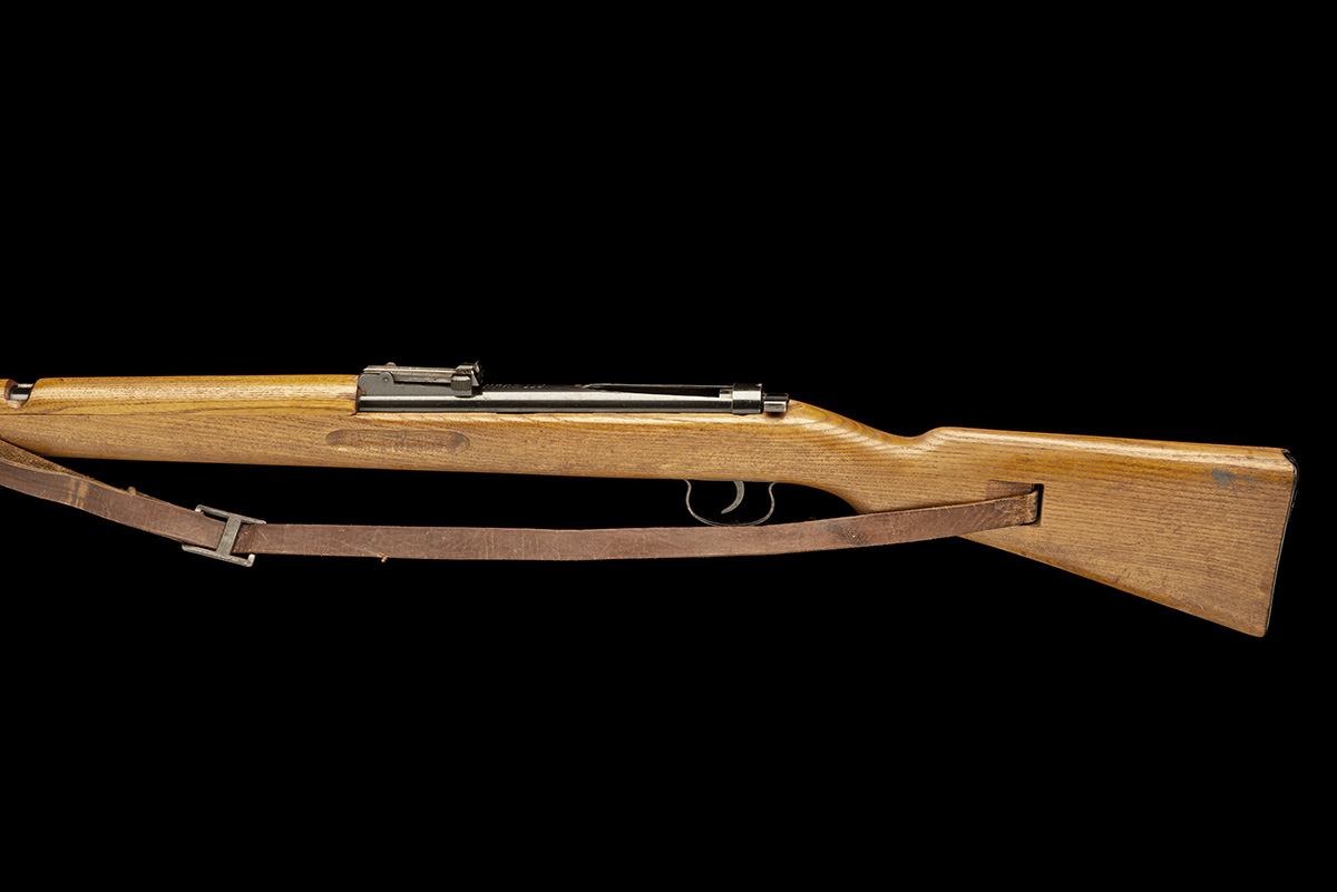 A 4.4mm (BB) REPEATING AIR-RIFLE SIGNED MARS, MODEL '115 MILITARY TRAINER', serial no. 841155, circa - Image 2 of 5