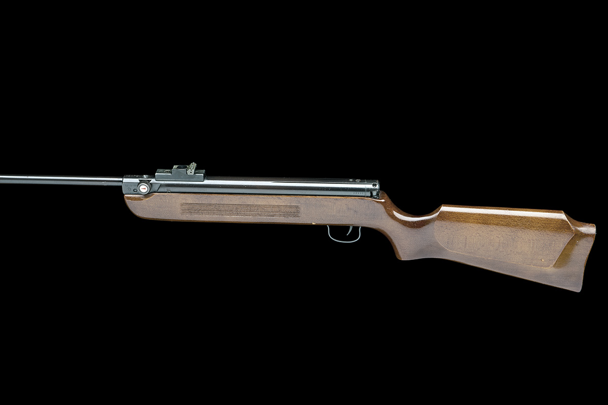 HAMMERLI, GERMANY A SCARCE .177 SIDE-LEVER AIR-RIFLE, MODEL '2', serial no. 20588, circa 1972, - Image 2 of 5
