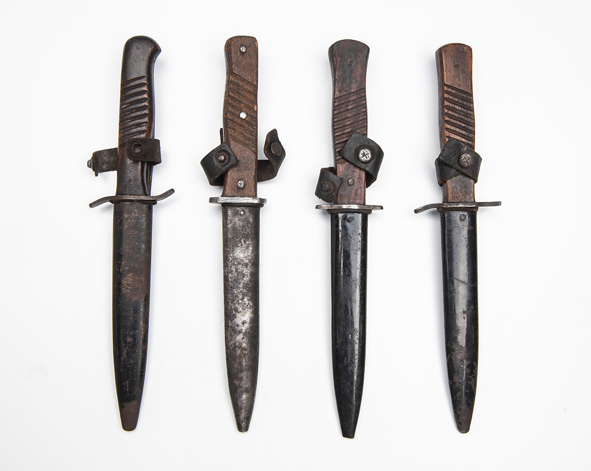 A SMALL COLLECTION OF GERMAN WORLD WAR ONE TRENCH or BOOT KNIVES, various blade types, three with