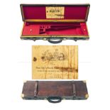 BOSS & CO. A BRASS-CORNERED OAK AND LEATHER SINGLE GUNCASE, fitted for 29in. barrels, the interior