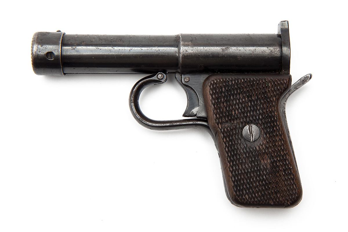 VENUS WAFFENWERK, GERMANY A .177 RECEIVER-COCKING CONCENTRIC-PISTON AIR-PISTOL, MODEL 'TELL II',