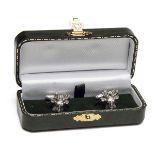 HOLLAND & HOLLAND A PAIR OF STERLING SILVER STAG CUFFLINKS, with 925 hallmarks dated 2009, solid bar