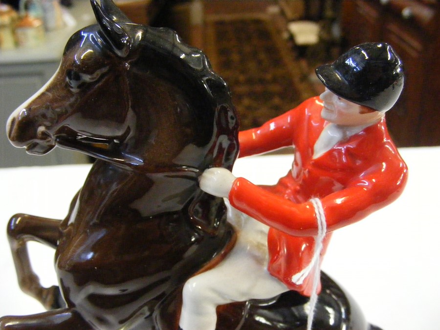 A Beswick rearing Huntsman No.868 - Image 2 of 8