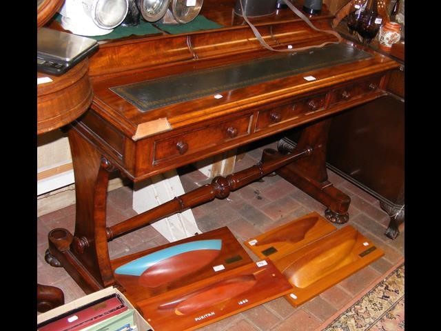 An early 19th century mahogany writing desk with