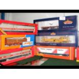 Selection of Bachmann and Hornby rolling stock - b