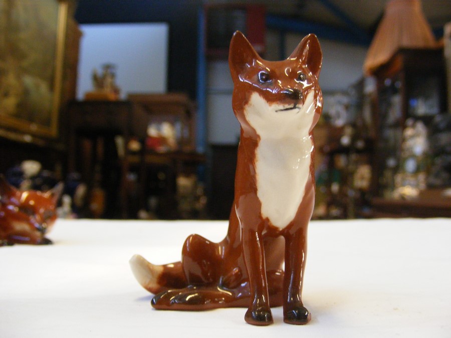 A Beswick Fox, together with two cubs - Image 11 of 12