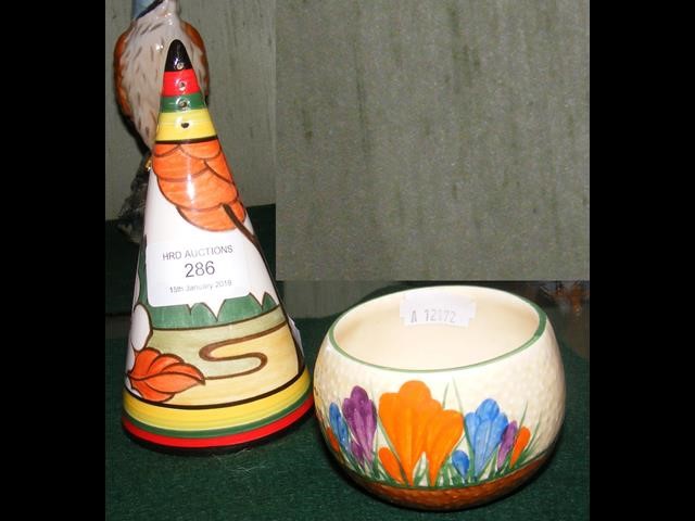 Clarice Cliff "Bizarre" pattern crocus sugar bowl,