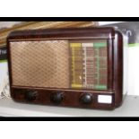 An old Philco Bakelite radio