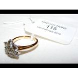 A lady's attractive diamond cluster ring in 18ct g